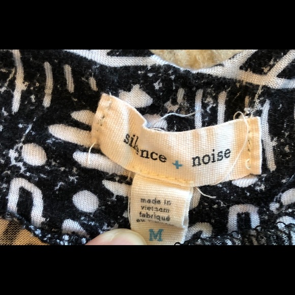 *4/$30* Urban Outfitters Tribal Print Tank - Picture 7 of 8